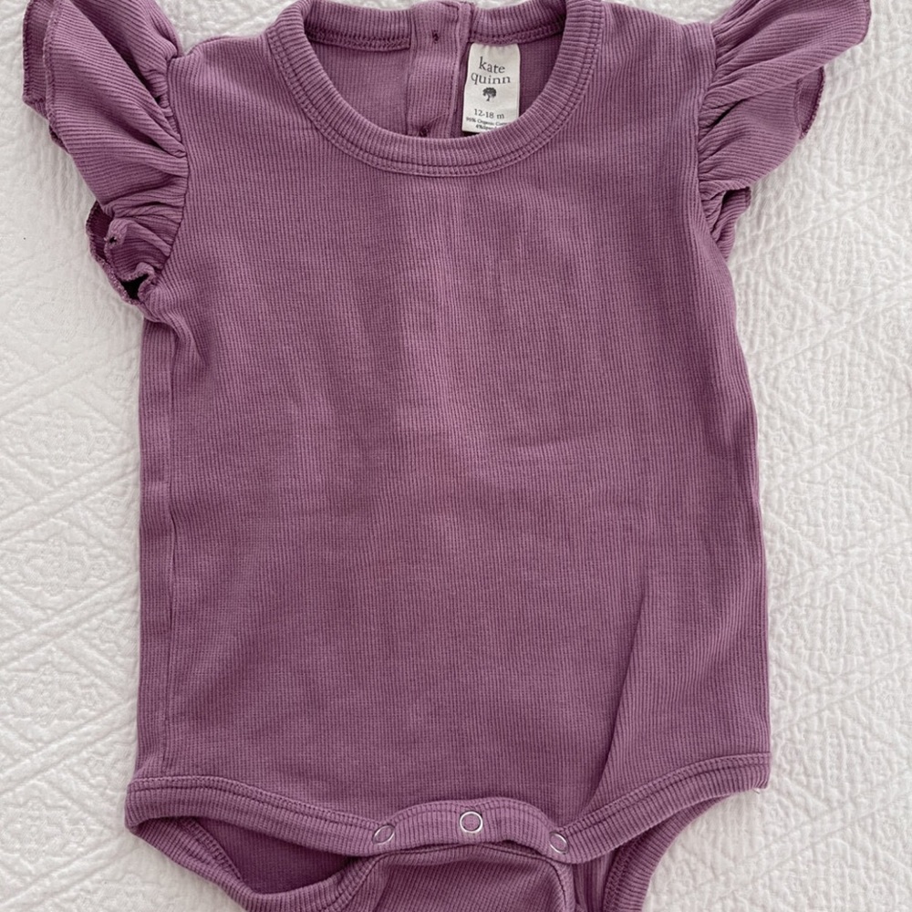 Kate Quinn | Ruffle Onesie | 12-18m